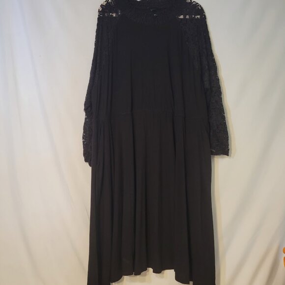 Torrid Black lace and black fabric dress size 5x plus - Picture 1 of 4